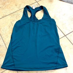 2 women tanks